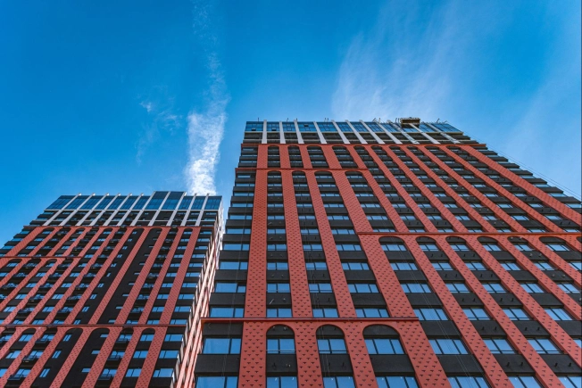 Купить трехкомнатную квартиру в новостройках в Новосибирской области. Вариант № 9936509, 2, площадь -  квм, цена 31049000 рублей