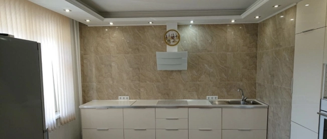 Снять трехкомнатную квартиру в Владимирской области. Вариант № 8504914, 8, площадь - квм, цена 40000 рублей