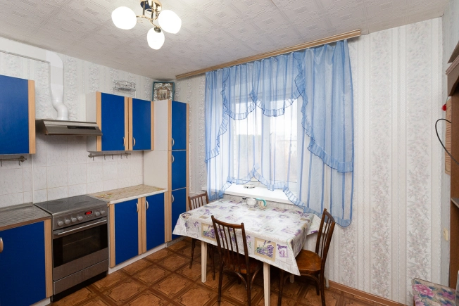 Снять двухкомнатную квартиру на улице Белоконской в Владимире. Вариант № 7770578, 9, площадь -  квм, цена 22000 рублей