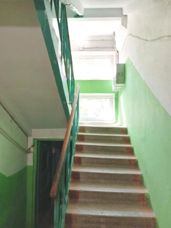 Купить трехкомнатную квартиру в Ростовской области. Вариант № 6239266, 14, площадь -  квм, цена 5500000 рублей