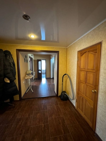 Купить дом в Микрорайоне Прометей, Октябрьский в Октябрьском. Вариант № 4837, 10, площадь -  квм, цена 11000000 рублей