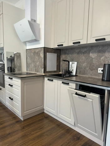 Купить однокомнатную квартиру в районе Приморский в Санкт-Петербурге. Вариант № 9117419, 0, площадь -  квм, цена 9450000 рублей