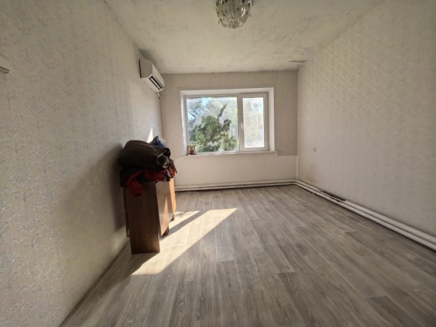 Купить дом в Элисте. Вариант № 6905508, 3, площадь -  квм, цена 2500000 рублей