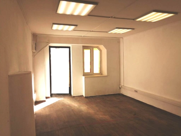 Купить офисы в Омске. Вариант № 3205, 3, площадь -  квм, цена 2200000 рублей