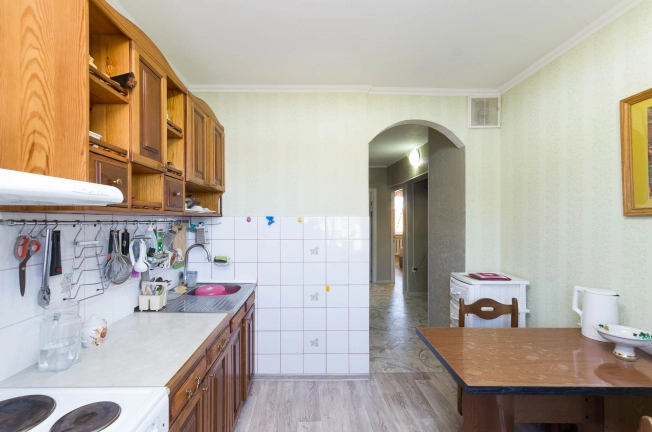 Купить трехкомнатную квартиру в Тюменской области. Вариант № 12929, 2, площадь -  квм, цена 4500000 рублей