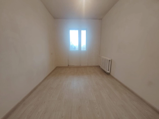 Купить трехкомнатную квартиру в районе Советский в Новосибирске. Вариант № 6692838, 5, площадь -  квм, цена 5800000 рублей