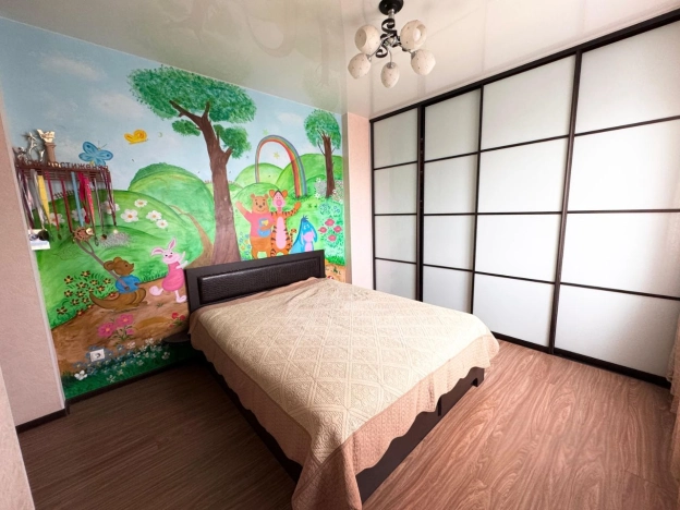 Купить квартиру в районе Заводский в Кемерове. Вариант № 1993960, 9, площадь -  квм, цена 8800000 рублей