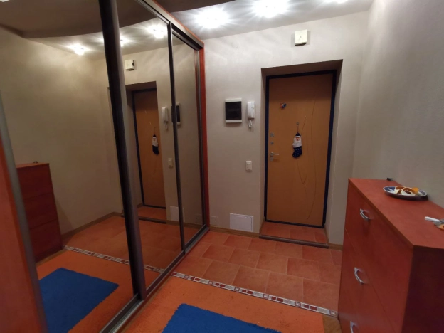 Купить трехкомнатную квартиру в Сыктывкаре. Вариант № 11228, 22, площадь -  квм, цена 13400000 рублей