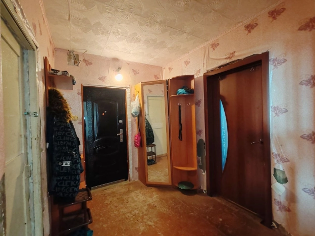 Купить многокомнатную квартиру в Калужской области. Вариант № 20751, 10, площадь - квм, цена 1570000 рублей