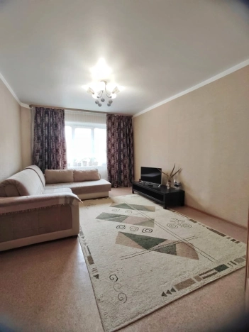 Купить трехкомнатную квартиру в районе Калининский в Новосибирске. Вариант № 8515341, 2, площадь -  квм, цена 5630000 рублей