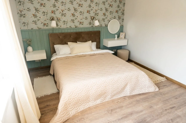 Купить дом на улице Совхозная в Тюменской области. Вариант № 8283345, 5, площадь -  квм, цена 9500000 рублей