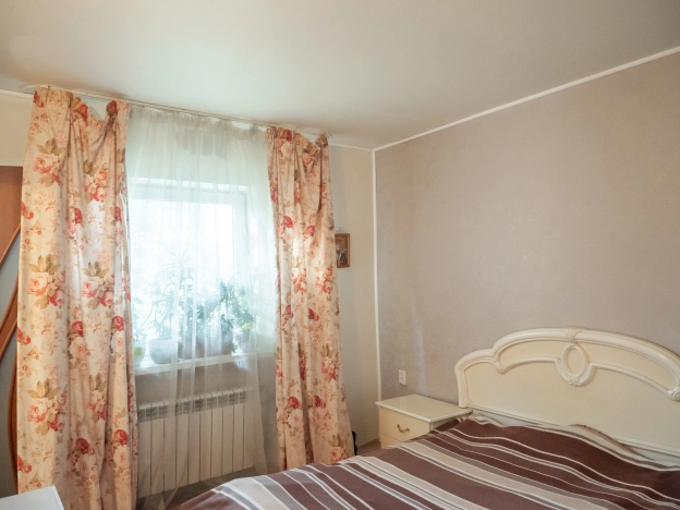 Купить четырехкомнатную квартиру в Калининграде. Вариант № 13895, 14, площадь -  квм, цена 6500000 рублей