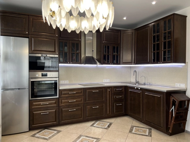 Купить трехкомнатную квартиру в Пушкине. Вариант № 8549199, 4, площадь -  квм, цена 17350000 рублей