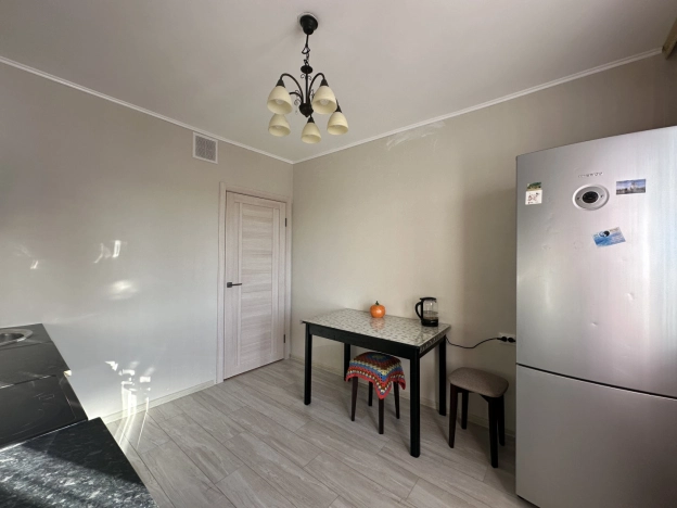 Купить двухкомнатную квартиру в Микрорайоне 15-й, Ангарск в Ангарске. Вариант № 33474, 3, площадь -  квм, цена 5500000 рублей