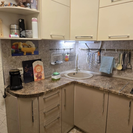 Купить квартиру в Москве. Вариант № 10352996, 4, площадь -  квм, цена 15000000 рублей