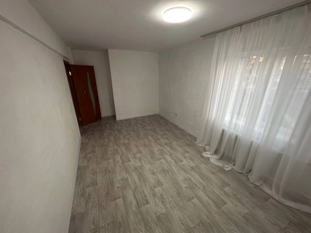 . Вариант № 37684, 2, площадь - 30.5 квм, цена 2800000 рублей