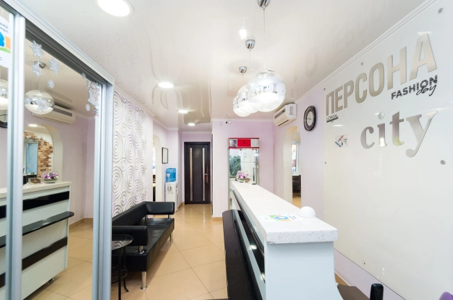 Снять коммерческую недвижимость в Тобольске. Вариант № 5492, 8, площадь -  квм, цена 150000 рублей