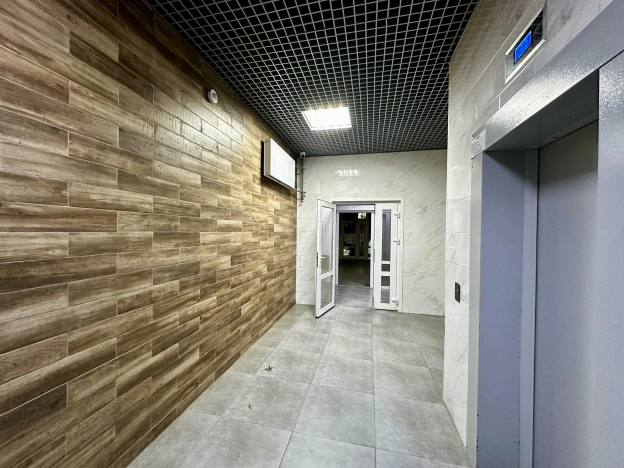 Купить однокомнатную квартиру на улице Домбайская в Краснодаре. Вариант № 6617236, 15, площадь -  квм, цена 5300000 рублей