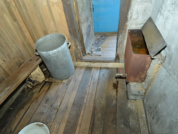 Купить дом в районе Калининский в Новосибирске. Вариант № 56988, 35, площадь -  квм, цена 5500000 рублей