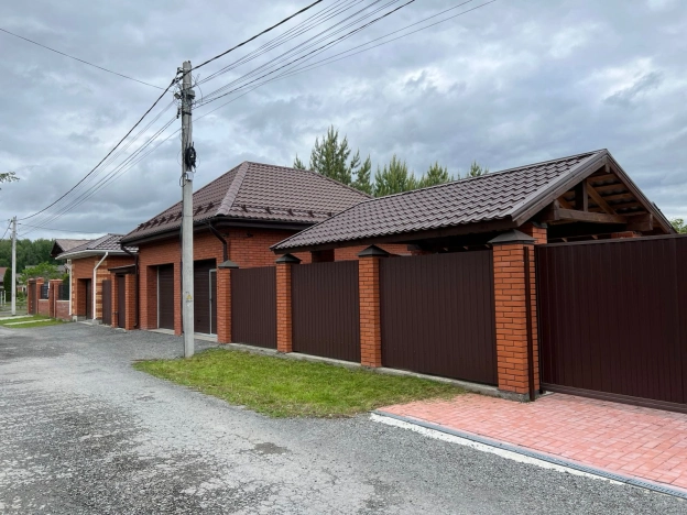 Купить дом на улице Байдукова в Обь. Вариант № 47928, 4, площадь -  квм, цена 19500000 рублей