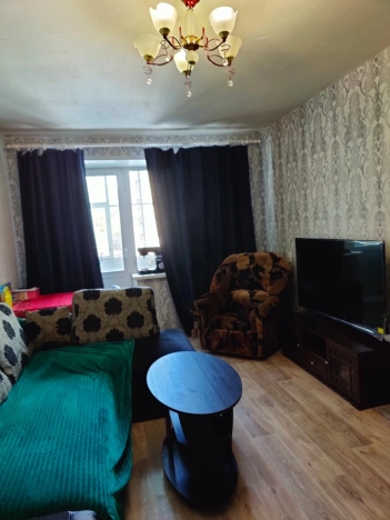 Купить трехкомнатную квартиру в Сыктывкаре. Вариант № 42124, 1, площадь -  квм, цена 3600000 рублей