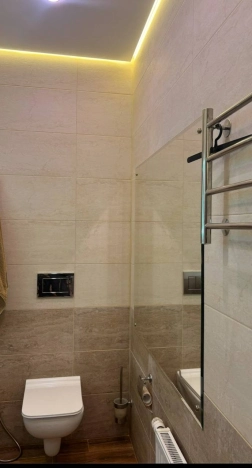 Купить двухкомнатную квартиру в районе Московский в Санкт-Петербурге. Вариант № 2027420, 8, площадь -  квм, цена 10990000 рублей