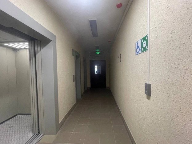 Купить однокомнатную квартиру на улице Юбилейный проспект в Реутове. Вариант № 4561, 4, площадь -  квм, цена 7100000 рублей