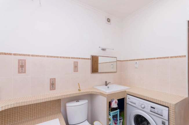 Купить дом на улице Совхозная в Тюменской области. Вариант № 9097461, 13, площадь -  квм, цена 8000000 рублей