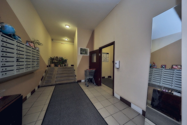 Купить двухкомнатную квартиру на вторичке в Видном. Вариант № 25142, 22, площадь -  квм, цена 9800000 рублей