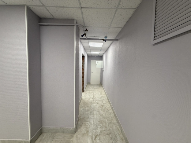 Снять коммерческую недвижимость в Владимире. Вариант № 10242699, 12, площадь -  квм, цена 70000 рублей