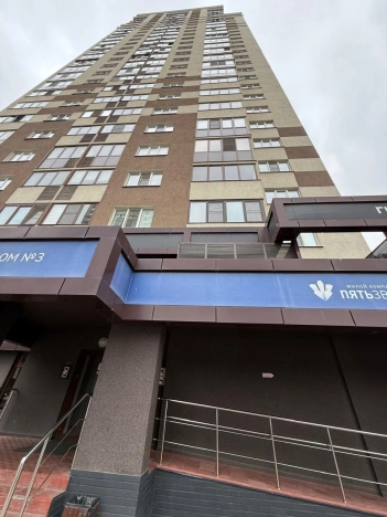 Купить квартиру в районе Ленинский в Воронеже. Вариант № 7611131, 38, площадь -  квм, цена 8750000 рублей