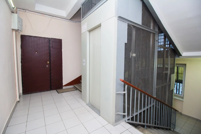 Купить квартиру в Москве. Вариант № 9830837, 18, площадь - квм, цена 65000000 рублей