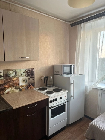 Купить квартиру на вторичке в районе Ленинский в Новосибирске. Вариант № 27344, 3, площадь -  квм, цена 3900000 рублей