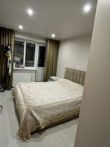 Купить трехкомнатную квартиру в Новосибирской области. Вариант № 10336724, 6, площадь -  квм, цена 9200000 рублей