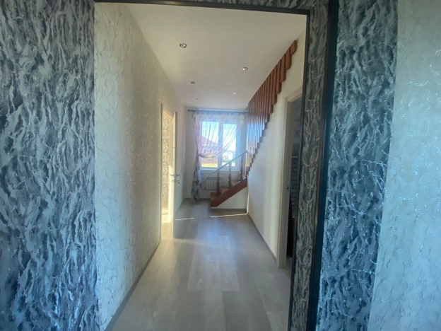 Купить дом в Приморском крае. Вариант № 3861187, 8, площадь -  квм, цена 10300000 рублей