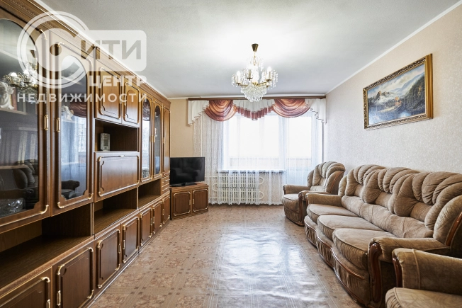 Купить четырехкомнатную квартиру в Воронеже. Вариант № 6157, 0, площадь - квм, цена 5700000 рублей