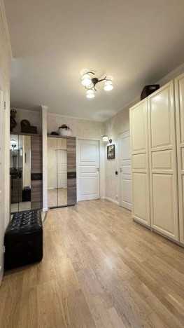 Купить двухкомнатную квартиру на улице Парковая в Московской области. Вариант № 10728802, 3, площадь - квм, цена 21200000 рублей