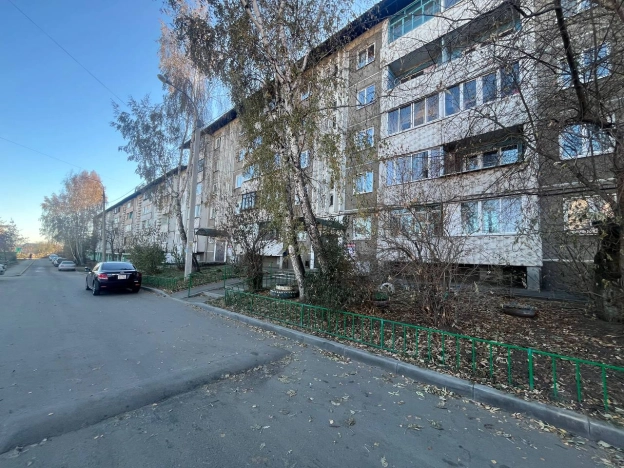 Купить квартиру на вторичке в Иркутске. Вариант № 7972067, 34, площадь -  квм, цена 4200000 рублей