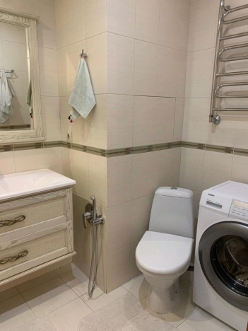 Купить квартиру в Москве. Вариант № 9323090, 7, площадь -  квм, цена 19650000 рублей