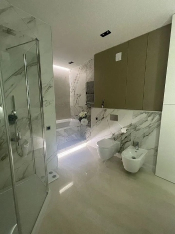 Купить трехкомнатную квартиру в районе Кировский в Ростове-на-Дону. Вариант № 36413, 25, площадь -  квм, цена 32999999 рублей