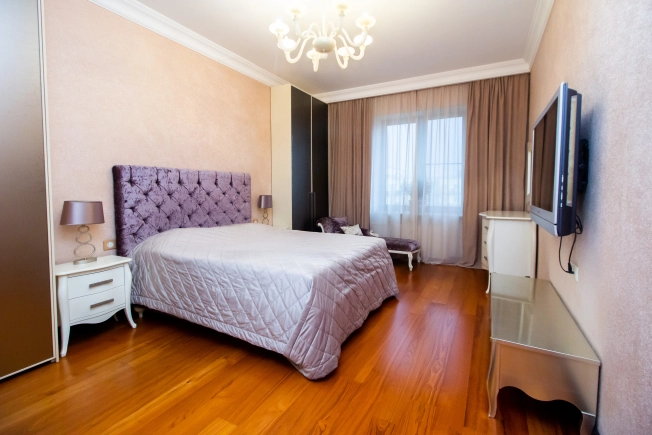 Купить квартиру в Москве. Вариант № 9830837, 7, площадь - квм, цена 65000000 рублей