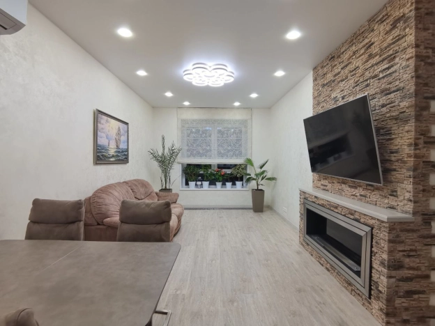 Купить квартиру в Москве. Вариант № 9377188, 6, площадь -  квм, цена 49800000 рублей