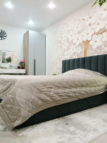 Купить трехкомнатную квартиру в Новосибирской области. Вариант № 8205682, 16, площадь -  квм, цена 9500000 рублей