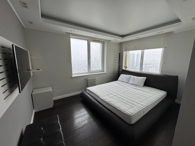 Купить квартиру в Москве. Вариант № 10316041, 17, площадь -  квм, цена 38600000 рублей