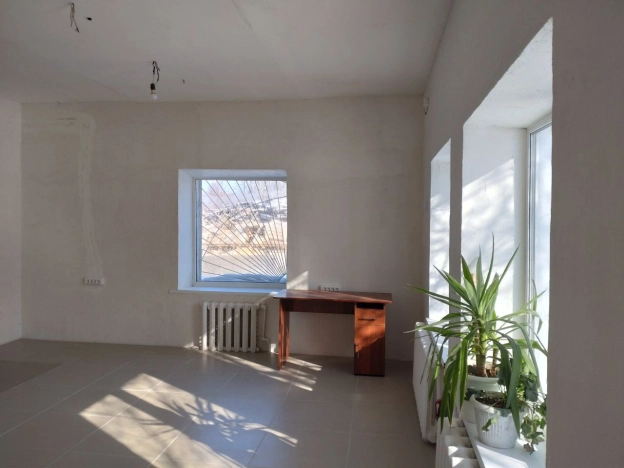 Снять коммерческую недвижимость в Тобольске. Вариант № 34985, 9, площадь -  квм, цена 50000 рублей