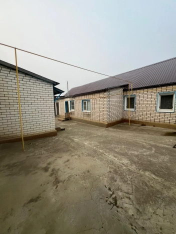 Купить дом в Элисте. Вариант № 10301104, 20, площадь -  квм, цена 8500000 рублей