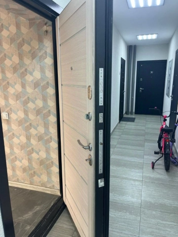 Купить однокомнатную квартиру в Обь. Вариант № 5921961, 8, площадь -  квм, цена 4300000 рублей