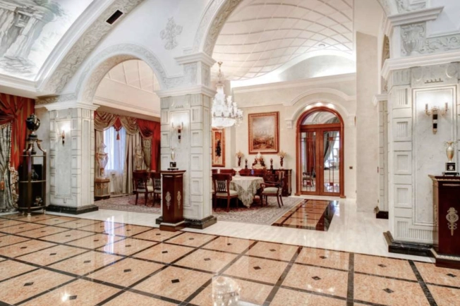 Купить квартиру на улице Ленинский проспект в Москве. Вариант № 59116, 2, площадь -  квм, цена 940000000 рублей