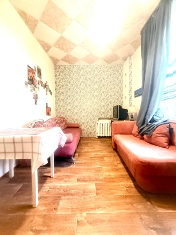 Купить комнату в Новосибирской области. Вариант № 8497715, 8, площадь - квм, цена 2350000 рублей