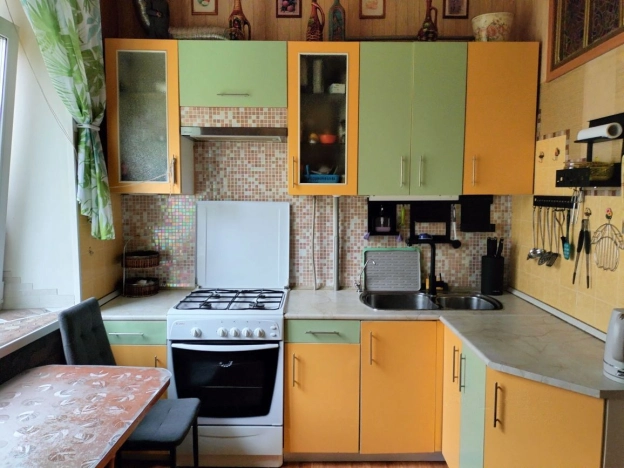 Купить квартиру в Москве. Вариант № 9156100, 10, площадь - квм, цена 23750000 рублей